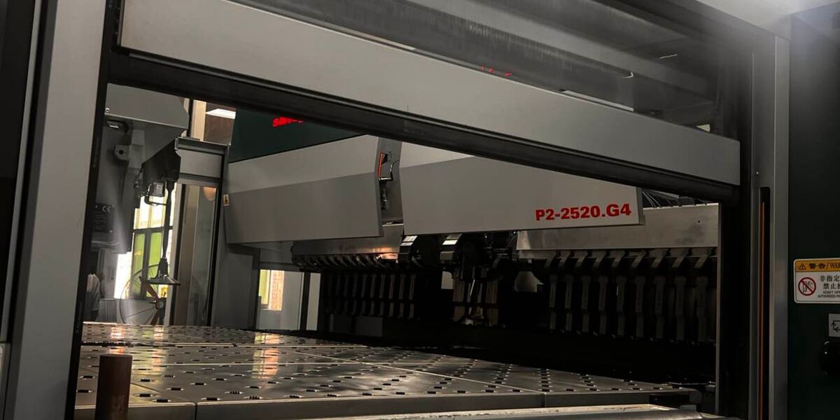 Guangzhou Cleanroom Construction Co., Ltd. lini produksi pabrikan