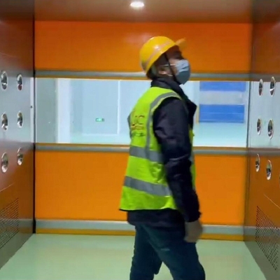 GCC Cargo Clean Room Air Shower Dengan Pintu Rana PVC Dengan Sensor Fotolistrik